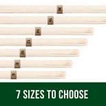A bunch of chopsticks that are in different sizes.