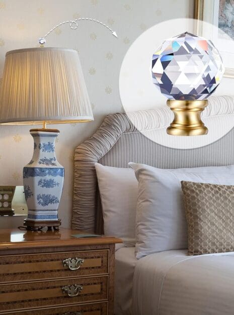 71BdODyVUHS._AC_SL1500_ A bedroom with a lamp and nightstand in it